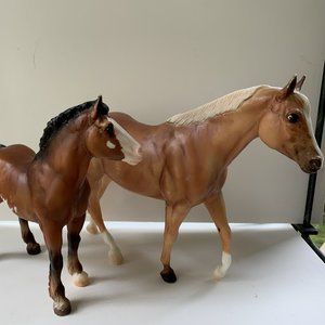 Breyer Palomino Stock Horse Mare & Bluebell Clydesdale Foal